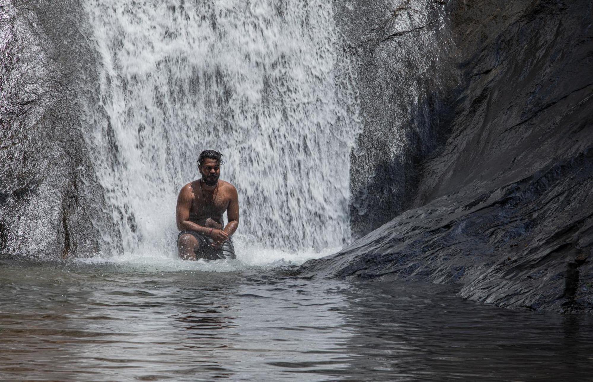 Aruvikuzhy Waterfalls Villa Kozhancheri Екстериор снимка